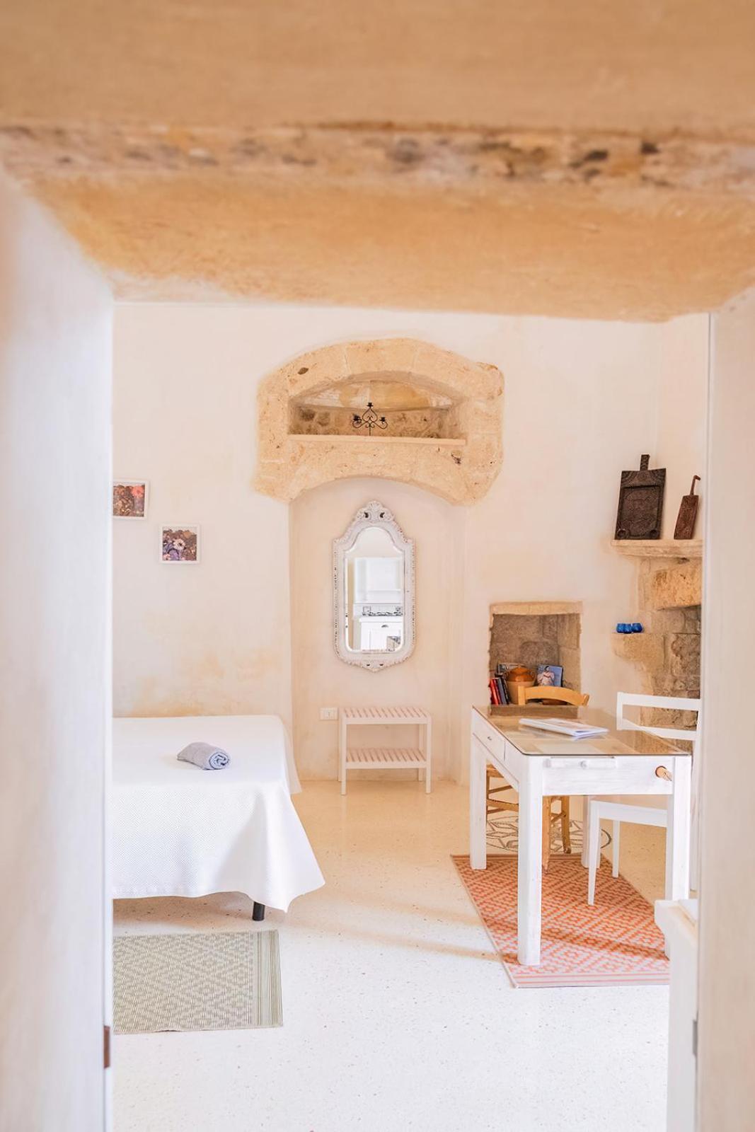 Historia- Dimore Corte Chiesa Corigliano dʼOtranto Zewnętrze zdjęcie