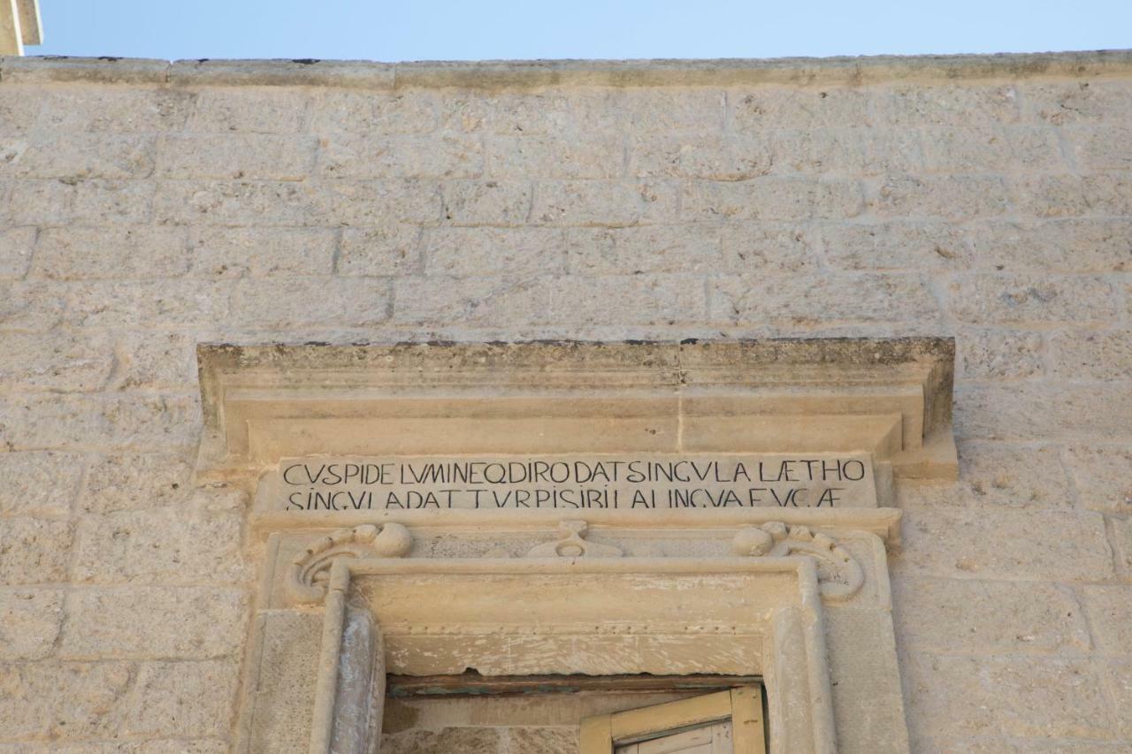 Historia- Dimore Corte Chiesa Corigliano dʼOtranto Zewnętrze zdjęcie